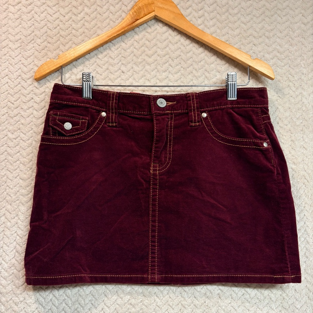 Vintage Y2K Old Navy Womens burgundy‎ velvet ultra low rise mini skirt Size 4
